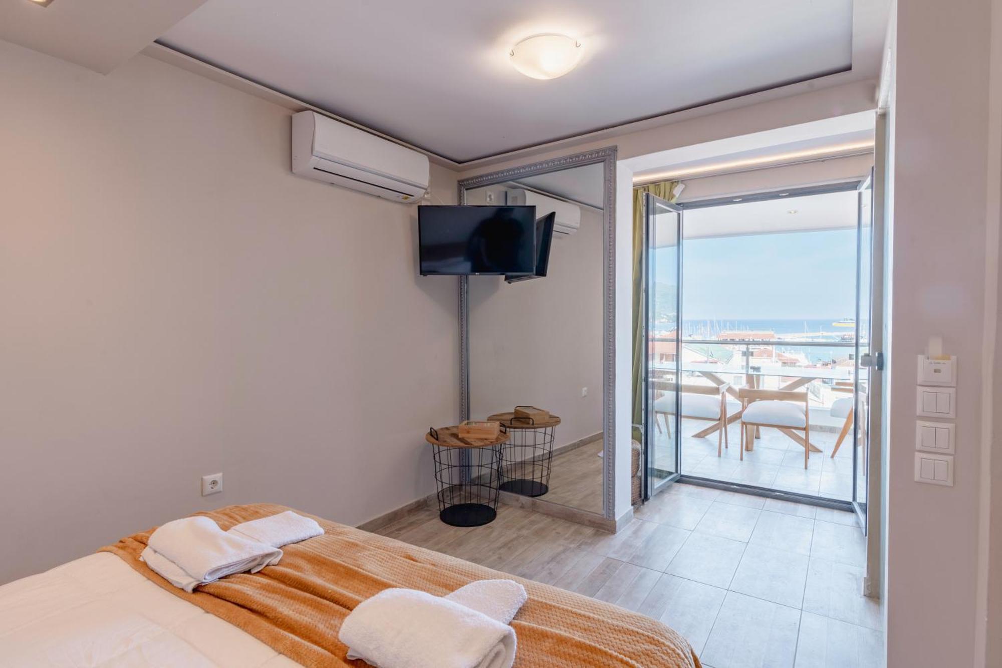 Zama Suites Zakynthos Town Exterior photo