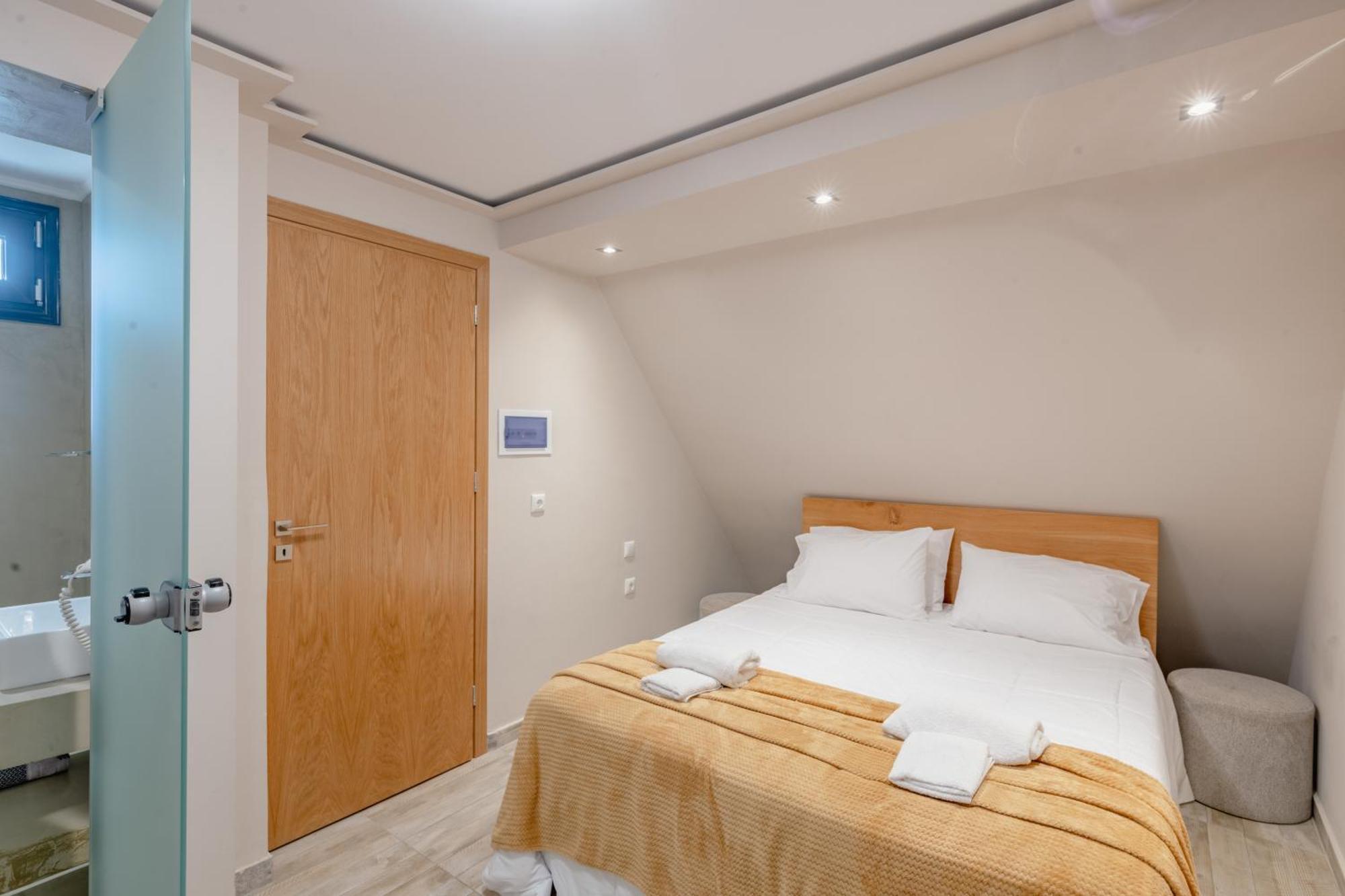 Zama Suites Zakynthos Town Exterior photo